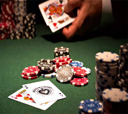 Tài Năng Poker Texas Hold'em Cần Phải Biết: Bí Mật Về Kỹ Thuật Chơi Lá Ngắn!